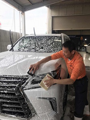 レクサスLX　純水洗車
