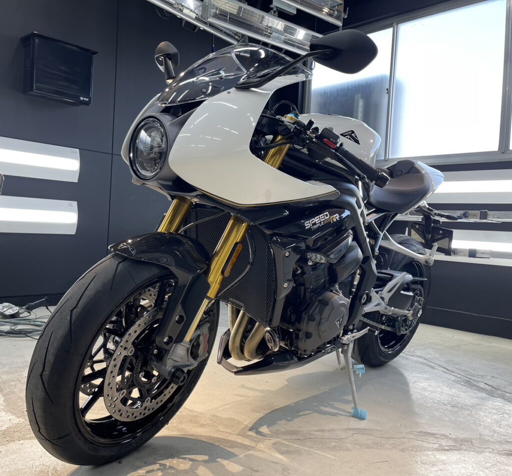 ﾊﾞｲｸｺｰﾃｨﾝｸﾞ四国香川 ﾄﾗｲｱﾝﾌｺｰﾃｨﾝｸﾞ香川 speed triple 1200rr 新車ﾊﾞｲｸｺｰﾃｨﾝｸﾞ四国 ﾊﾞｲｸｺｰﾃｨﾝｸﾞ専門店 ﾊﾞｲｸ劣化防止 ｶｰｹｱｸﾞﾗﾝﾂﾊﾞｲｸｺｰﾃｨﾝｸﾞ