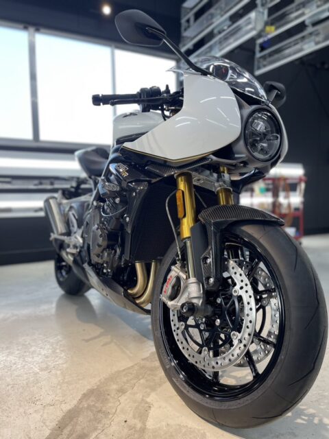 ﾊﾞｲｸｺｰﾃｨﾝｸﾞ四国香川 ﾄﾗｲｱﾝﾌｺｰﾃｨﾝｸﾞ香川 speed triple 1200rr 新車ﾊﾞｲｸｺｰﾃｨﾝｸﾞ四国 ﾊﾞｲｸｺｰﾃｨﾝｸﾞ専門店 ﾊﾞｲｸ劣化防止 ｶｰｹｱｸﾞﾗﾝﾂﾊﾞｲｸｺｰﾃｨﾝｸﾞ