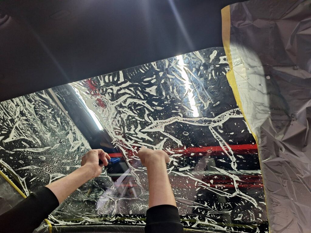 ガラスルーフ暑いフィルム