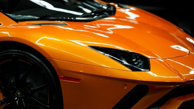 セラミックコーティングは本当に必要？ガラスコートとの違いや専門店の選び方・お手入れ方法を解説