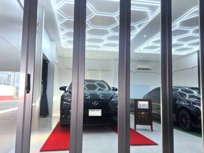 - 四国エリア最大級のガラスコーティング専門店 カーケアグランツ 新車コーティングで後悔しないために優良店を見つけるポイントについて解説するイメージ