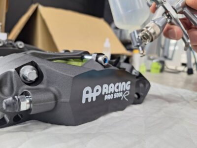 キャリパーコーティング香川カーケアグランツ