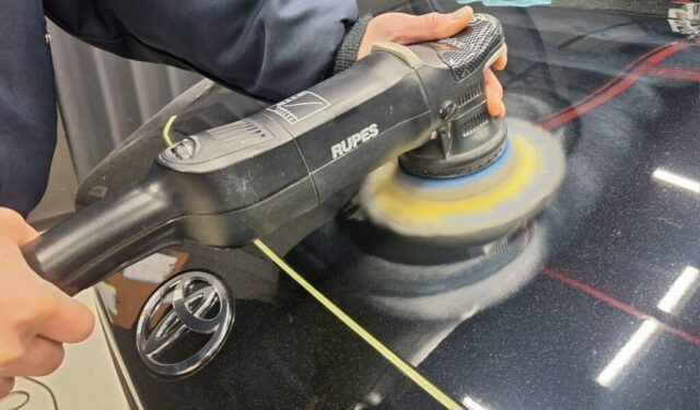 新車研磨トヨタbz4X