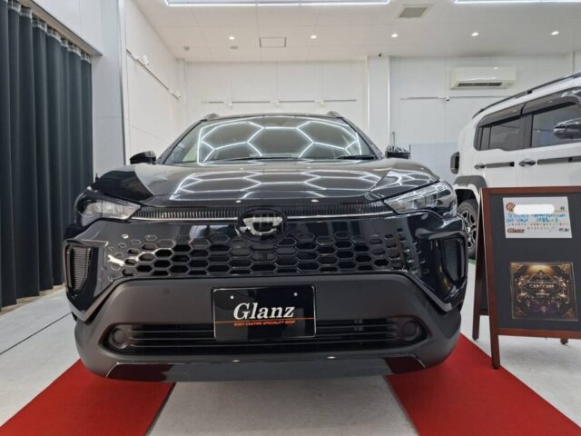 トヨタカローラクロス ガラスコーティング Glanzプレミアムコース ＆ 外装樹脂コーティング施工